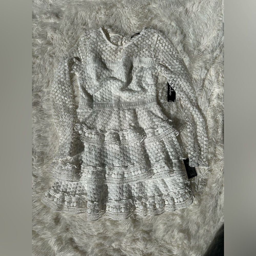 Lulus Woman’s Begins With Love White Crochet Lace Tiered Mini Dress NWT